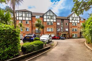 Photo 17- click for photo gallery